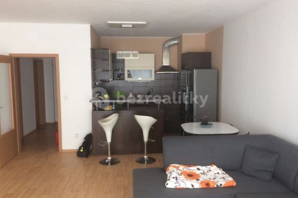 Prenájom bytu 2-izbový 65 m², Generála Píky, Prenájom bytu 2-izbový 65 m², Generála Píky,
