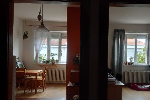 Prenájom bytu 1-izbový 53 m², V Zálomu, Praha Prenájom bytu 1-izbový 53 m², V Zálomu, Praha