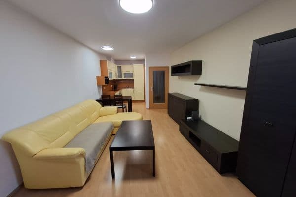 Prenájom bytu 2-izbový 51 m², Jetelová, Praha Prenájom bytu 2-izbový 51 m², Jetelová, Praha