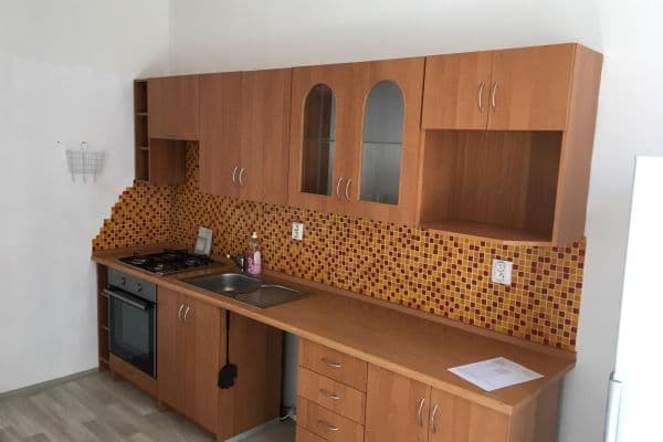 Prenájom bytu 2-izbový 63 m², Jankovcova, Teplice Prenájom bytu 2-izbový 63 m², Jankovcova, Teplice
