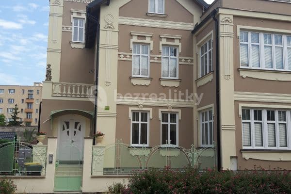 Prenájom bytu 2-izbový 50 m², Ke Hřbitovu, Prenájom bytu 2-izbový 50 m², Ke Hřbitovu,