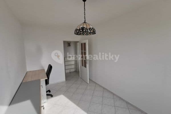 Prenájom bytu 2-izbový 44 m², Neustupného, Praha Prenájom bytu 2-izbový 44 m², Neustupného, Praha