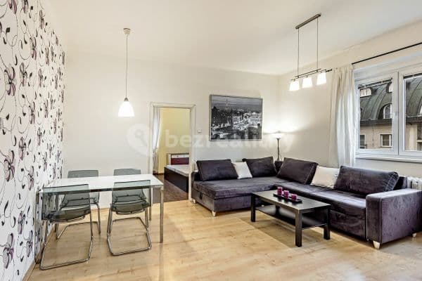 Prenájom bytu 3-izbový 64 m², Sevřená, Praha, Praha