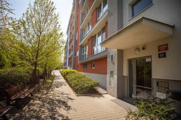 Predaj bytu 1-izbový 41 m², Nademlejnská, Praha Predaj bytu 1-izbový 41 m², Nademlejnská, Praha