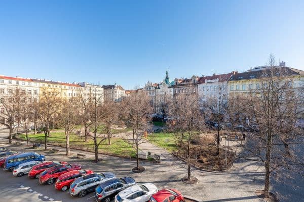 Prenájom bytu 2-izbový 77 m², Arbesovo náměstí, Praha Prenájom bytu 2-izbový 77 m², Arbesovo náměstí, Praha