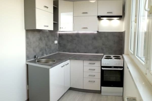 Prenájom bytu 2-izbový 54 m², Cihlářská, Prenájom bytu 2-izbový 54 m², Cihlářská,