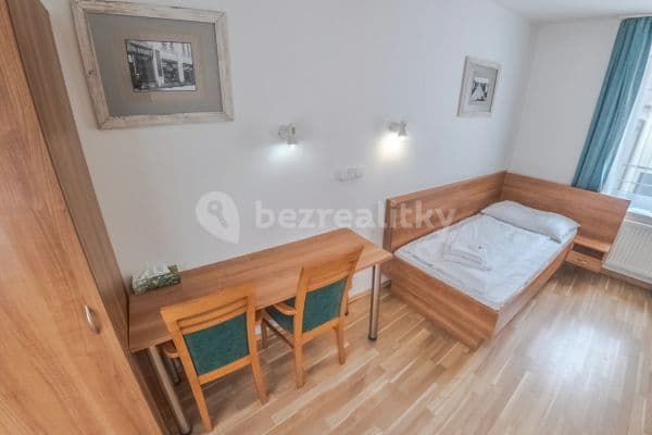 Prenájom bytu Garsoniéra 30 m², Dlouhá, Hradec Králové, Královéhradecký kraj Prenájom bytu Garsoniéra 30 m², Dlouhá, Hradec Králové, Královéhradecký kraj