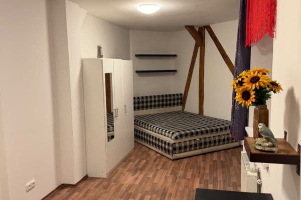 Prenájom bytu Garsoniéra 24 m², Tišnovská, Brno Prenájom bytu Garsoniéra 24 m², Tišnovská, Brno