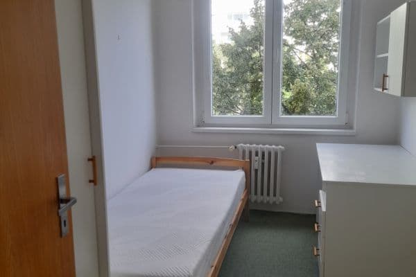 Prenájom bytu 4-izbový 83 m², Koniklecová, Prenájom bytu 4-izbový 83 m², Koniklecová,