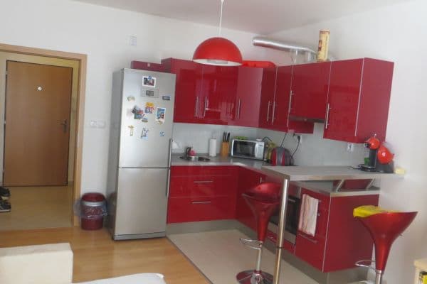 Prenájom bytu 1-izbový 32 m², Jana Přibíka, Prenájom bytu 1-izbový 32 m², Jana Přibíka,