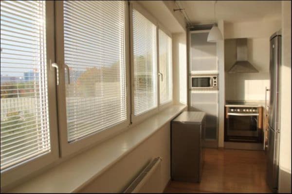 Prenájom bytu 2-izbový 50 m², Vřesová, Praha 8 Prenájom bytu 2-izbový 50 m², Vřesová, Praha 8