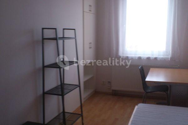 Prenájom bytu 4-izbový 13 m², Došlíkova, Brno-Židenice