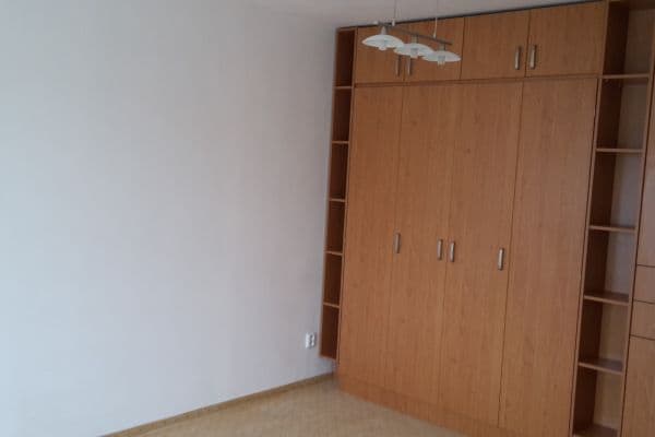 Prenájom bytu Garsoniéra 32 m², Donovalská, Praha Prenájom bytu Garsoniéra 32 m², Donovalská, Praha