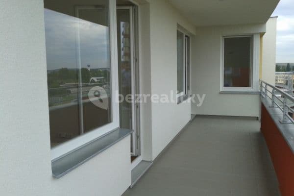 Prenájom bytu 2-izbový 53 m², Pavla Beneše, Praha 18 Prenájom bytu 2-izbový 53 m², Pavla Beneše, Praha 18