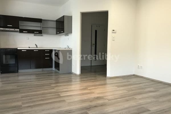 Prenájom bytu 2-izbový 40 m², K Vrbičkám, Moravany Prenájom bytu 2-izbový 40 m², K Vrbičkám, Moravany