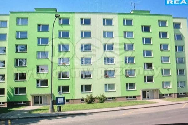 Prenájom bytu 2-izbový 39 m², Komenského náměstí, Litomyšl Prenájom bytu 2-izbový 39 m², Komenského náměstí, Litomyšl