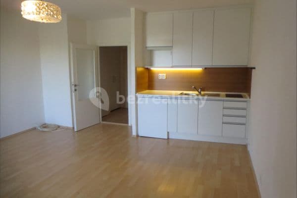 Prenájom bytu 1-izbový 30 m², Sevastopolská, Brno-Starý Lískovec Prenájom bytu 1-izbový 30 m², Sevastopolská, Brno-Starý Lískovec