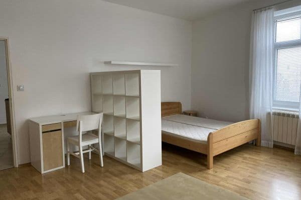 Prenájom bytu 1-izbový 50 m², Sokolská, Zlín, Zlínský kraj Prenájom bytu 1-izbový 50 m², Sokolská, Zlín, Zlínský kraj