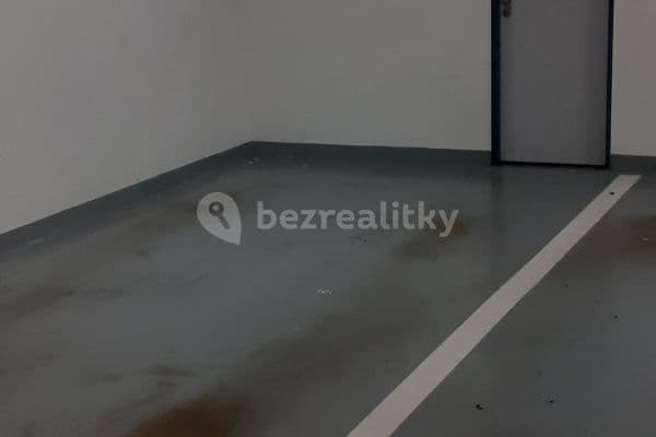 Prenájom garáže 21 m², Francouzská, Brno