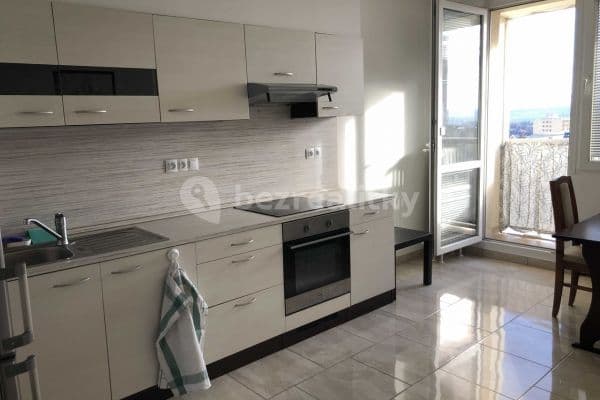 Prenájom bytu 3-izbový 70 m², Křejpského, Praha 11 Prenájom bytu 3-izbový 70 m², Křejpského, Praha 11