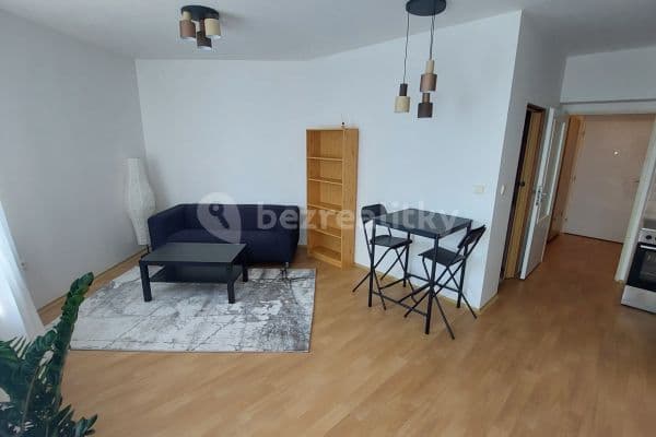 Prenájom bytu 2-izbový 40 m², Luštěnice Prenájom bytu 2-izbový 40 m², Luštěnice