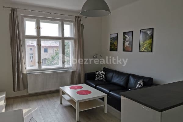 Prenájom bytu 2-izbový 68 m², Moravská, Praha 2 Prenájom bytu 2-izbový 68 m², Moravská, Praha 2