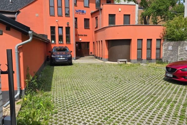 Prenájom nebytového priestoru 268 m², Čerčanská, Praha 4 Prenájom nebytového priestoru 268 m², Čerčanská, Praha 4