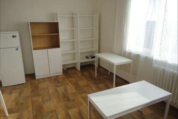 Prenájom bytu 2-izbový 40 m², Valtická, Brno-Vinohrady Prenájom bytu 2-izbový 40 m², Valtická, Brno-Vinohrady
