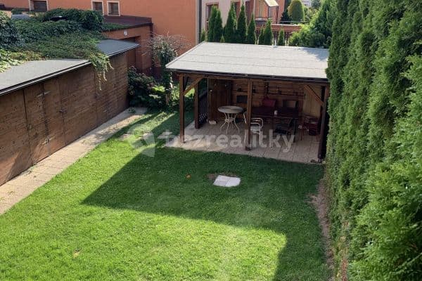 Prenájom bytu 2-izbový 60 m², Českobratrská, Olomouc Prenájom bytu 2-izbový 60 m², Českobratrská, Olomouc