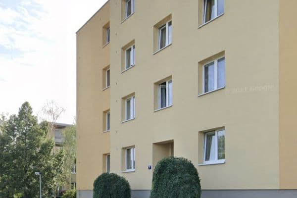 Prenájom bytu 3-izbový 70 m², Holčovická, Praha Prenájom bytu 3-izbový 70 m², Holčovická, Praha