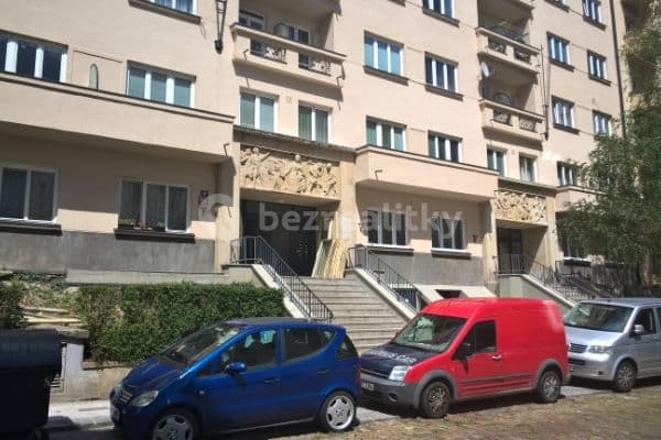 Prenájom bytu 2-izbový 52 m², Bulharská, Praha 10 Prenájom bytu 2-izbový 52 m², Bulharská, Praha 10