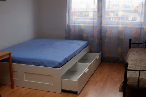 Prenájom bytu 1-izbový 32 m², Míšovická, Praha Prenájom bytu 1-izbový 32 m², Míšovická, Praha