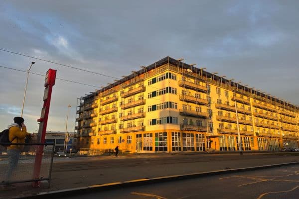 Prenájom bytu 1-izbový 33 m², Českomoravská, Praha Prenájom bytu 1-izbový 33 m², Českomoravská, Praha