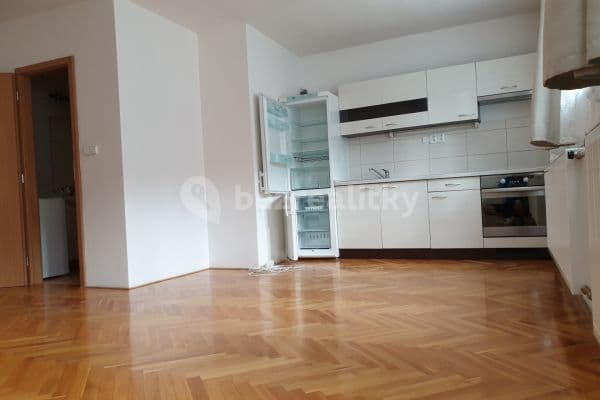 Prenájom bytu 1-izbový 36 m², Viniční, Brno-Vinohrady Prenájom bytu 1-izbový 36 m², Viniční, Brno-Vinohrady