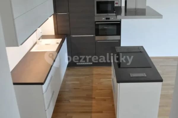 Prenájom domu 205 m², pozemek 175 m², Jamborova, Praha Prenájom domu 205 m², pozemek 175 m², Jamborova, Praha