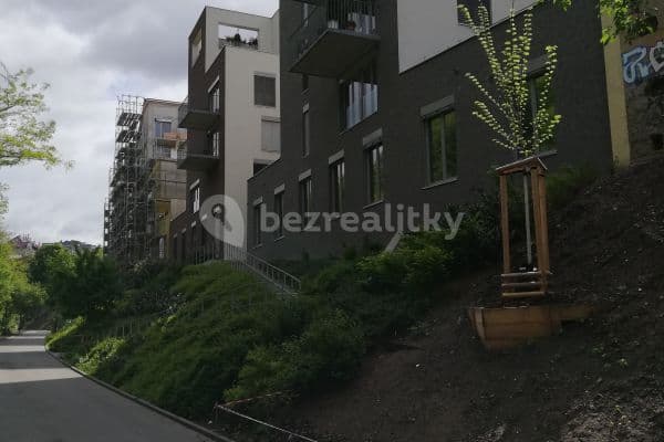 Prenájom bytu 1-izbový 31 m², Koněvova, Praha 3 Prenájom bytu 1-izbový 31 m², Koněvova, Praha 3