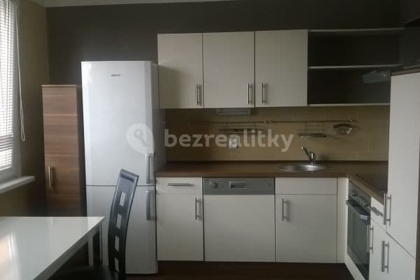 Prenájom bytu 1-izbový 37 m², Hroznová, Liberec Prenájom bytu 1-izbový 37 m², Hroznová, Liberec