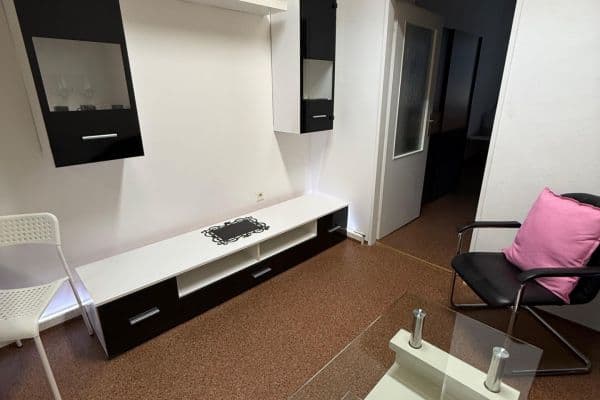 Prenájom bytu 2-izbový 70 m², Koterovská, Plzeň, Plzeňský kraj Prenájom bytu 2-izbový 70 m², Koterovská, Plzeň, Plzeňský kraj