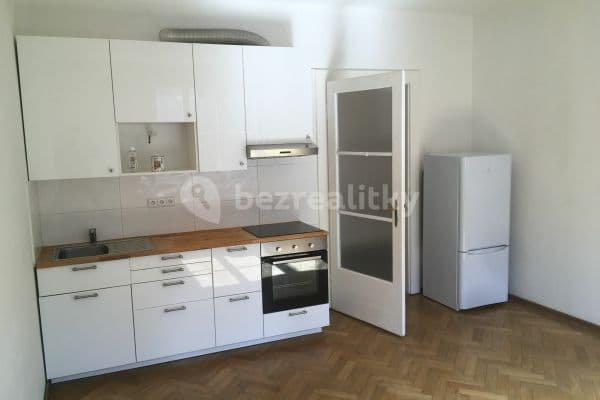 Prenájom bytu 2-izbový 55 m², Kouřimská, Praha Prenájom bytu 2-izbový 55 m², Kouřimská, Praha