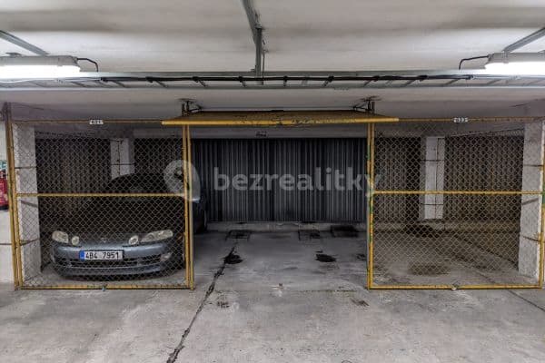 Prenájom garáže 16 m², Milevská, Praha 4 Prenájom garáže 16 m², Milevská, Praha 4