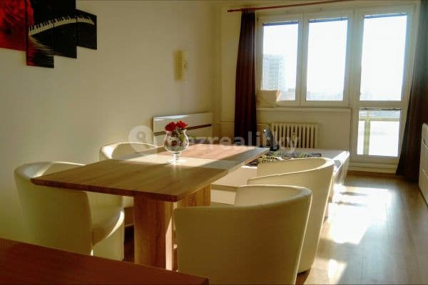 Prenájom bytu 1-izbový 28 m², Gen. Píky, Ostrava Prenájom bytu 1-izbový 28 m², Gen. Píky, Ostrava