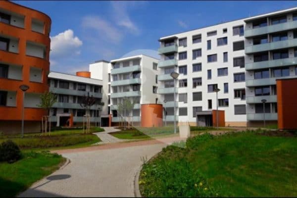 Prenájom bytu 1-izbový 33 m², Čumpelíkova, Praha 8 Prenájom bytu 1-izbový 33 m², Čumpelíkova, Praha 8