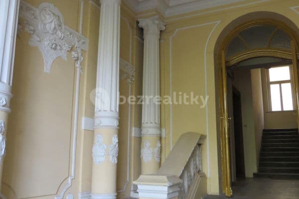 Prenájom bytu Garsoniéra 28 m², Lublaňská, Praha Prenájom bytu Garsoniéra 28 m², Lublaňská, Praha