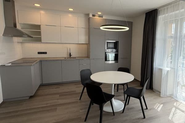 Prenájom bytu 3-izbový 85 m², Malínská, Prenájom bytu 3-izbový 85 m², Malínská,