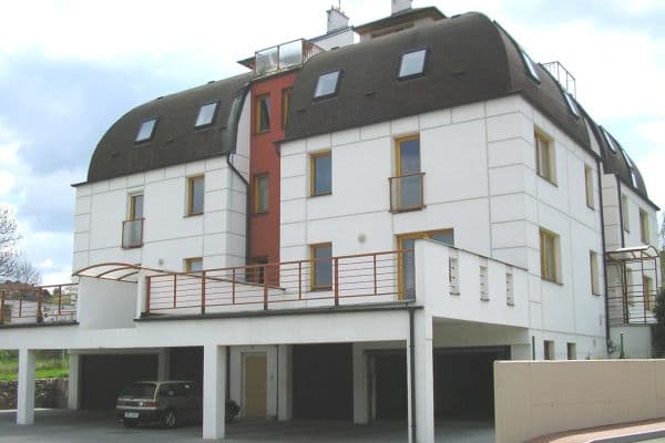 Prenájom bytu 2-izbový 63 m², Za Humny, Praha Prenájom bytu 2-izbový 63 m², Za Humny, Praha