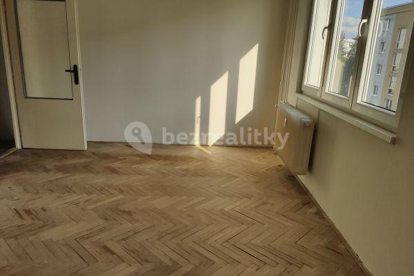 Prenájom bytu 1-izbový 35 m², Štefánikova, Kralupy nad Vltavou