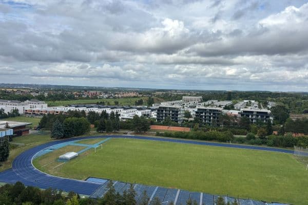 Prenájom bytu 2-izbový 39 m², Tenisová, Praha 15 Prenájom bytu 2-izbový 39 m², Tenisová, Praha 15