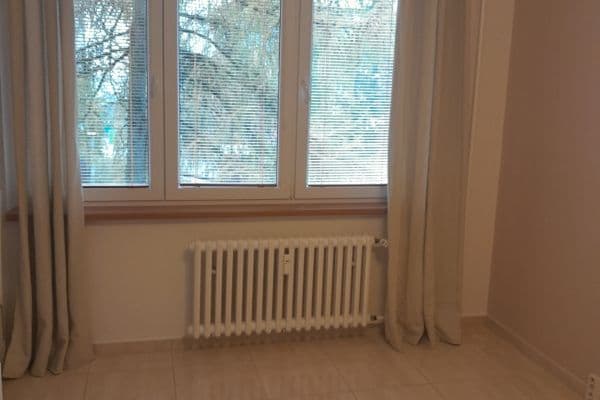 Prenájom bytu 1-izbový 32 m², Kosíkova, Brno Prenájom bytu 1-izbový 32 m², Kosíkova, Brno