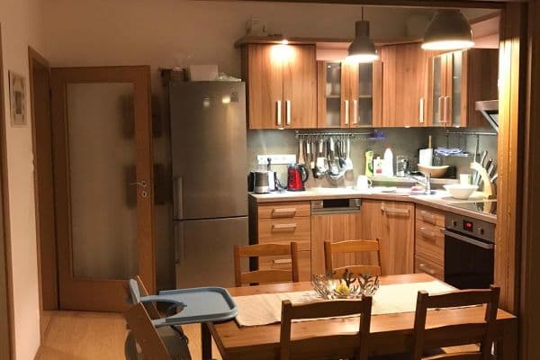 Prenájom bytu 2-izbový 54 m², Kytlická, Praha 9 Prenájom bytu 2-izbový 54 m², Kytlická, Praha 9