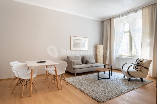 Prenájom bytu 3-izbový 77 m², Březinova, Praha 8 Prenájom bytu 3-izbový 77 m², Březinova, Praha 8